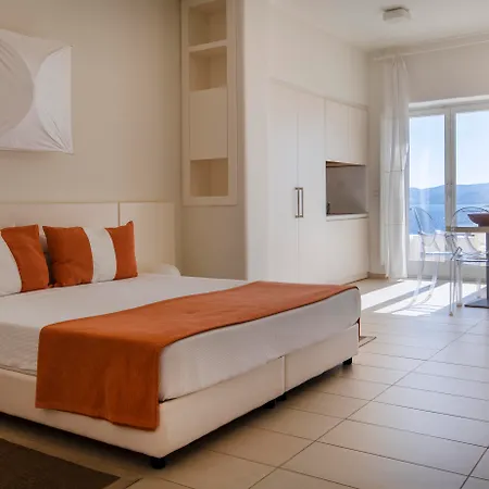 Archipelagos 5*