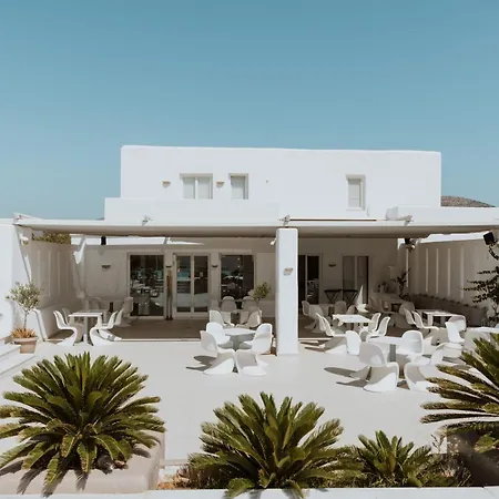 Archipelagos Otel Sarakíniko