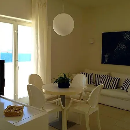 Archipelagos 5*